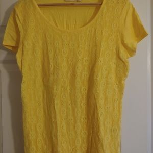 Yellow short sleeve tee blouse